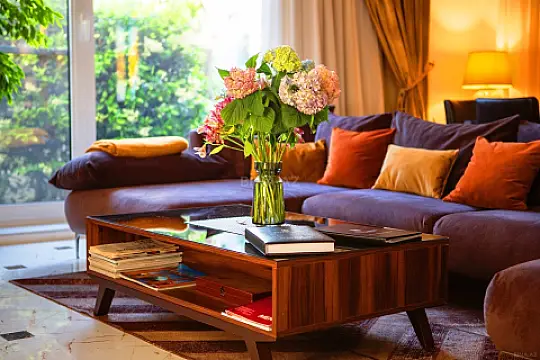 Kirayə verilir 16 otaqlı həyət evi 700 m²