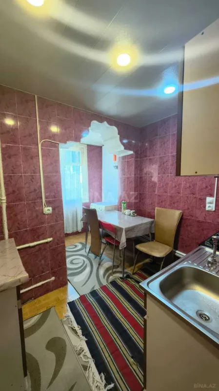 Kirayə verilir 2 otaqlı mənzil 50 m²