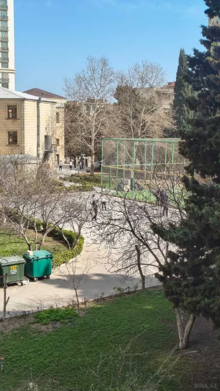 Kirayə verilir 2 otaqlı mənzil 50 m²