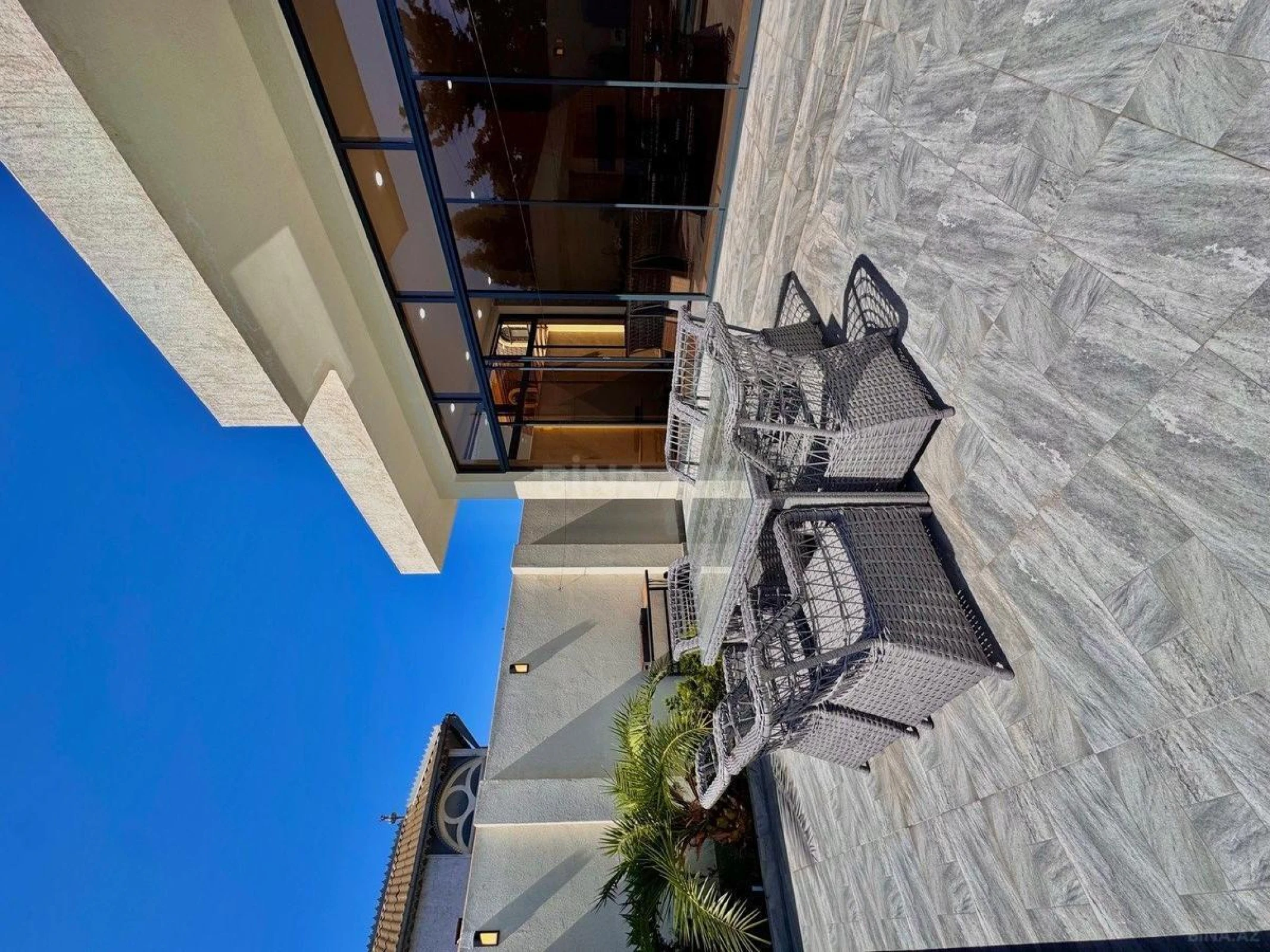 Kirayə verilir 4 otaqlı həyət evi 250 m²