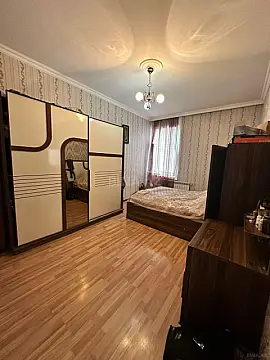 Satılır 2 otaqlı mənzil 75 m²