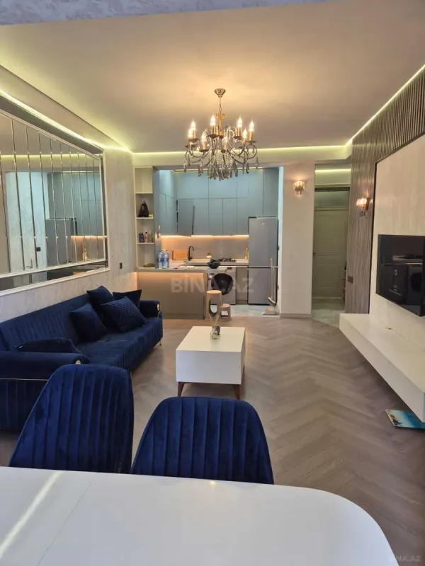 Kirayə verilir 2 otaqlı mənzil 65 m²