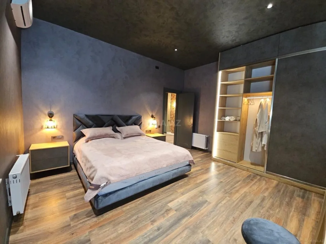 Kirayə verilir 5 otaqlı həyət evi 450 m²