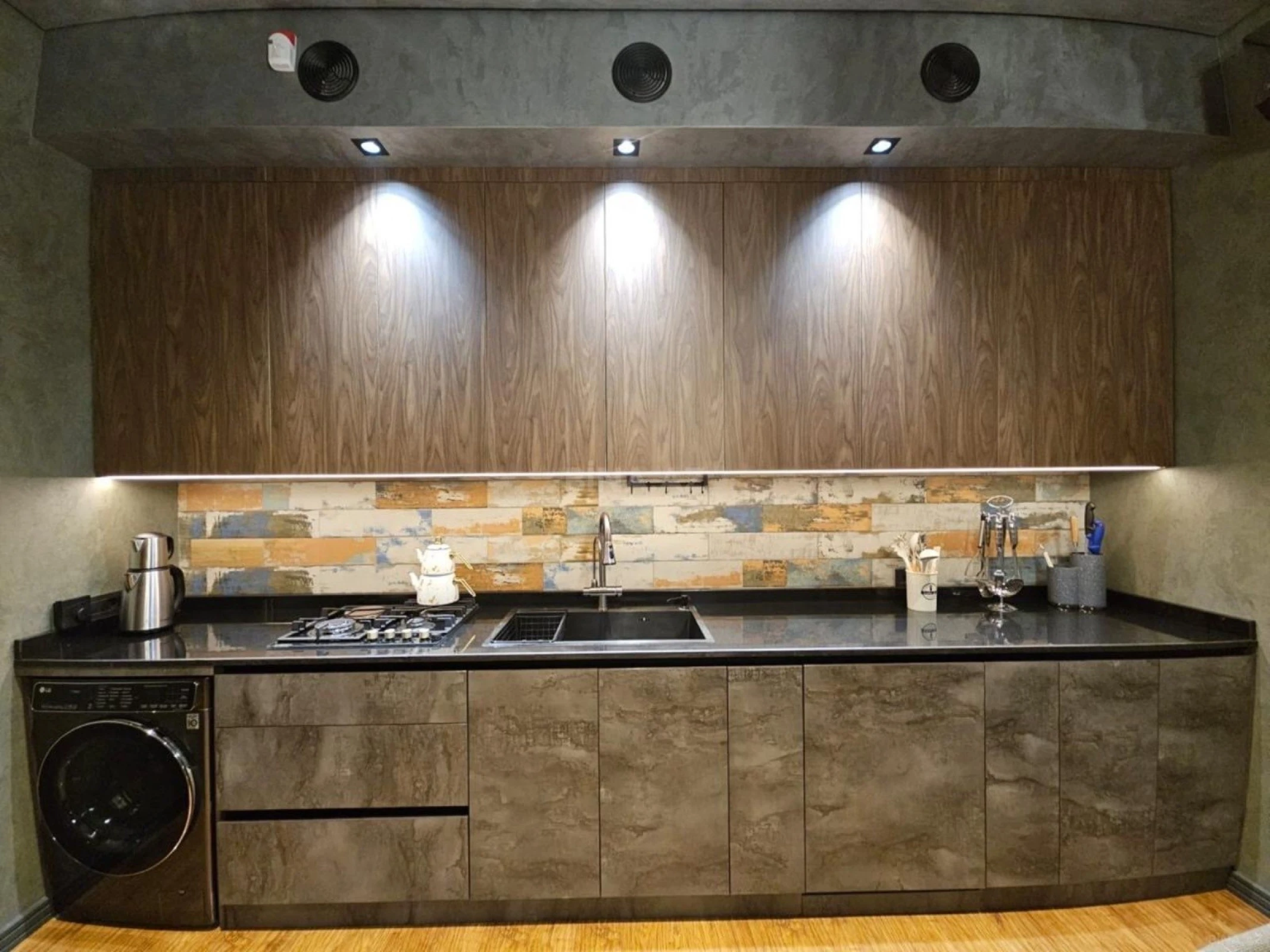 Kirayə verilir 5 otaqlı həyət evi 450 m²