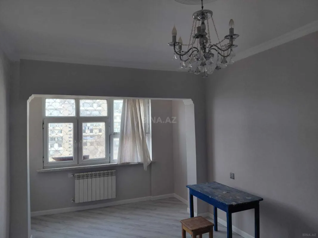 Satılır 2 otaqlı mənzil 67 m²