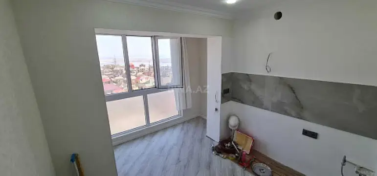 Satılır 2 otaqlı mənzil 67 m²