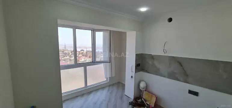 Satılır 2 otaqlı mənzil 67 m²