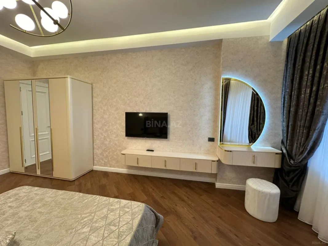 Kirayə verilir 3 otaqlı mənzil 150 m²