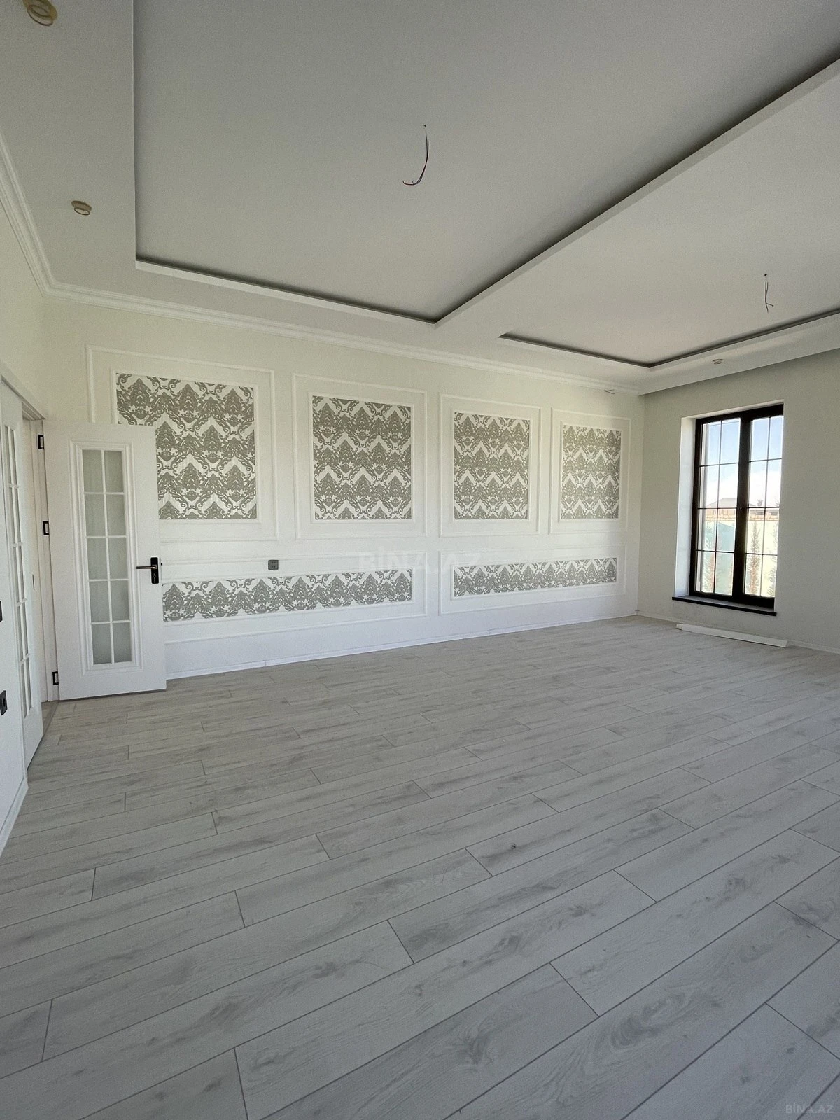 Satılır 11 otaqlı həyət evi 370 m²
