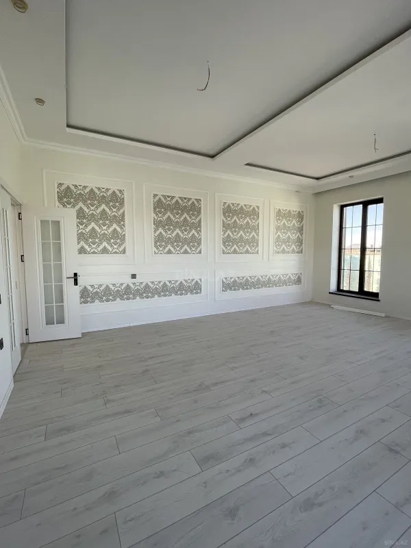Satılır 11 otaqlı həyət evi 370 m²