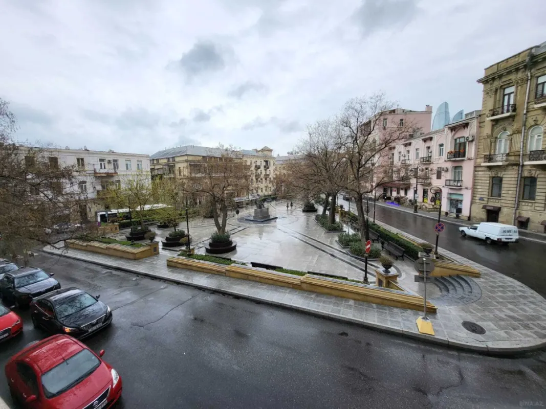 Satılır 3 otaqlı mənzil 85 m²