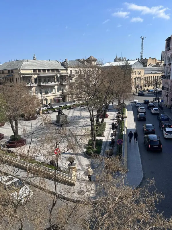 Satılır 3 otaqlı mənzil 85 m²