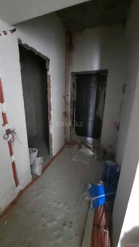 Satılır 2 otaqlı mənzil 71 m²