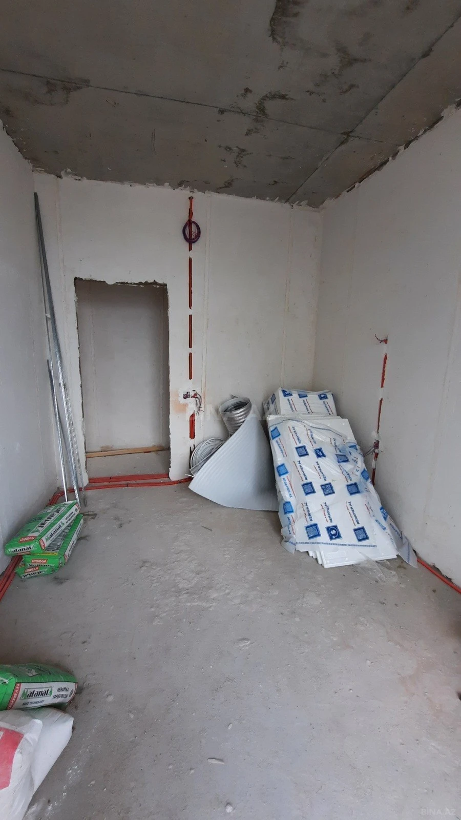 Satılır 2 otaqlı mənzil 71 m²