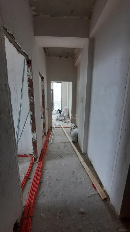 Satılır 2 otaqlı mənzil 71 m²