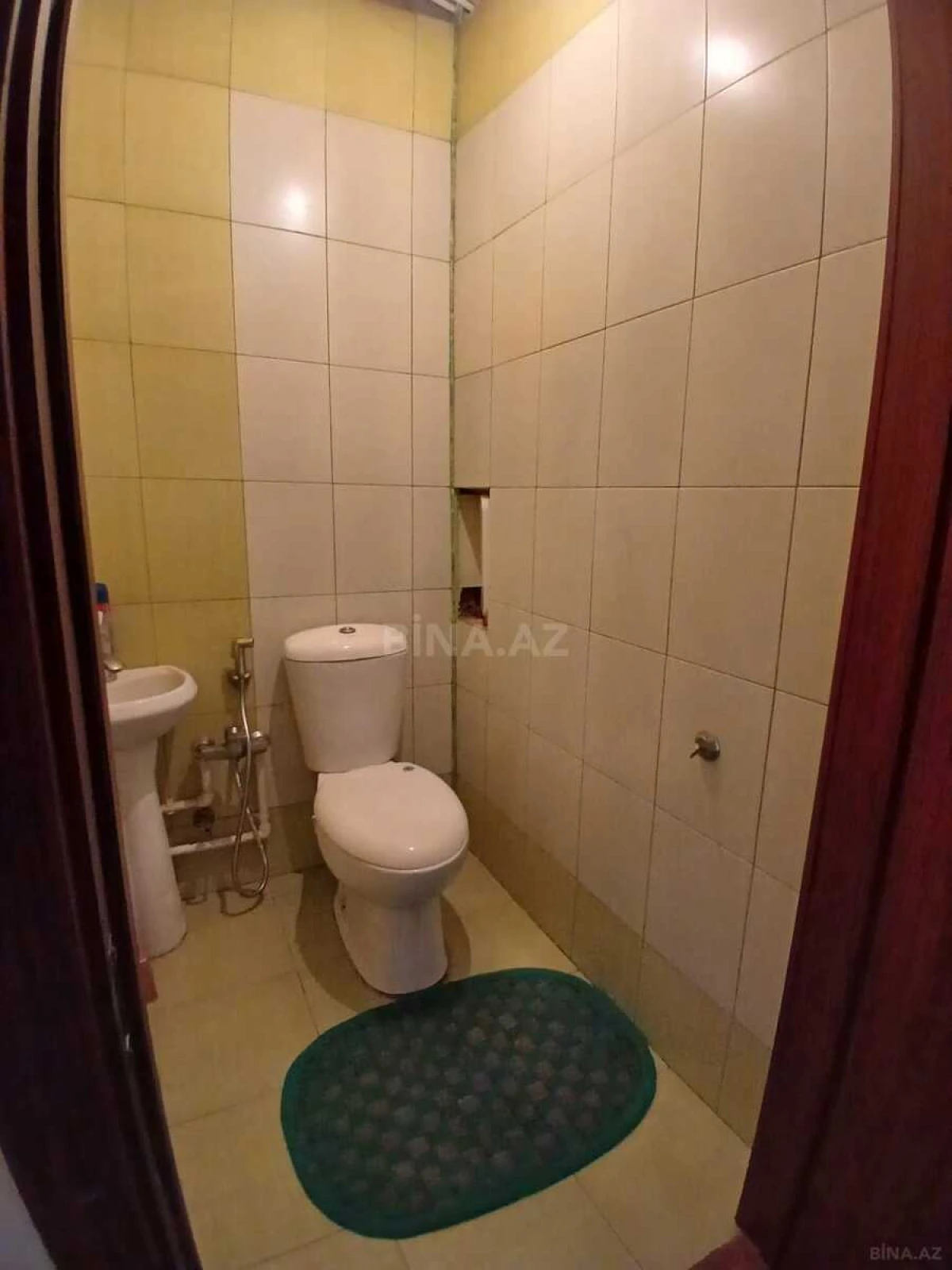 Satılır 4 otaqlı mənzil 126 m²