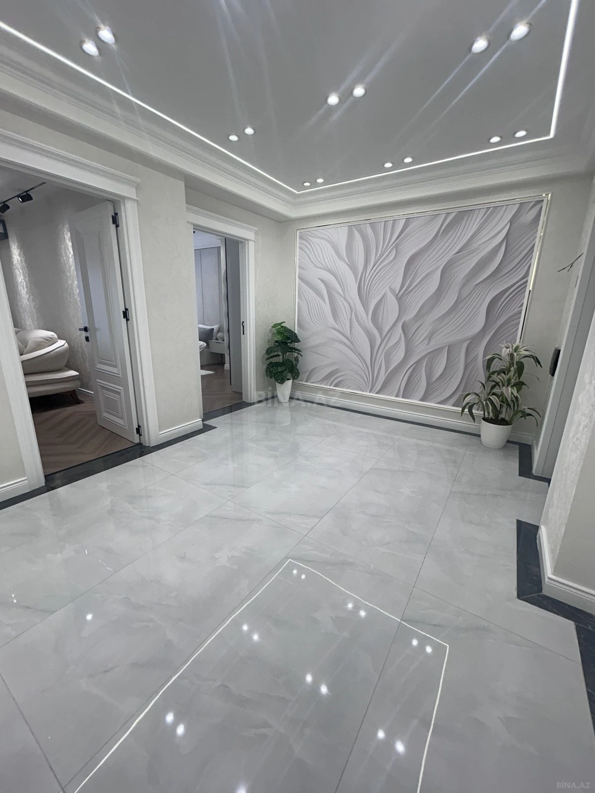 Satılır 3 otaqlı mənzil 100 m²