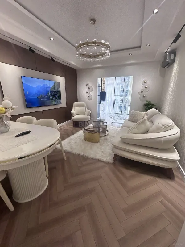 Satılır 3 otaqlı mənzil 100 m²