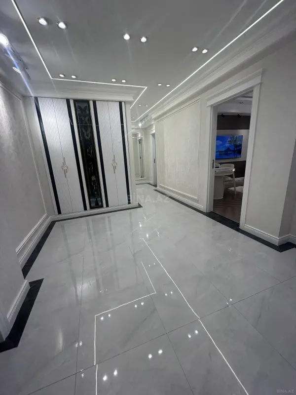 Satılır 3 otaqlı mənzil 100 m²