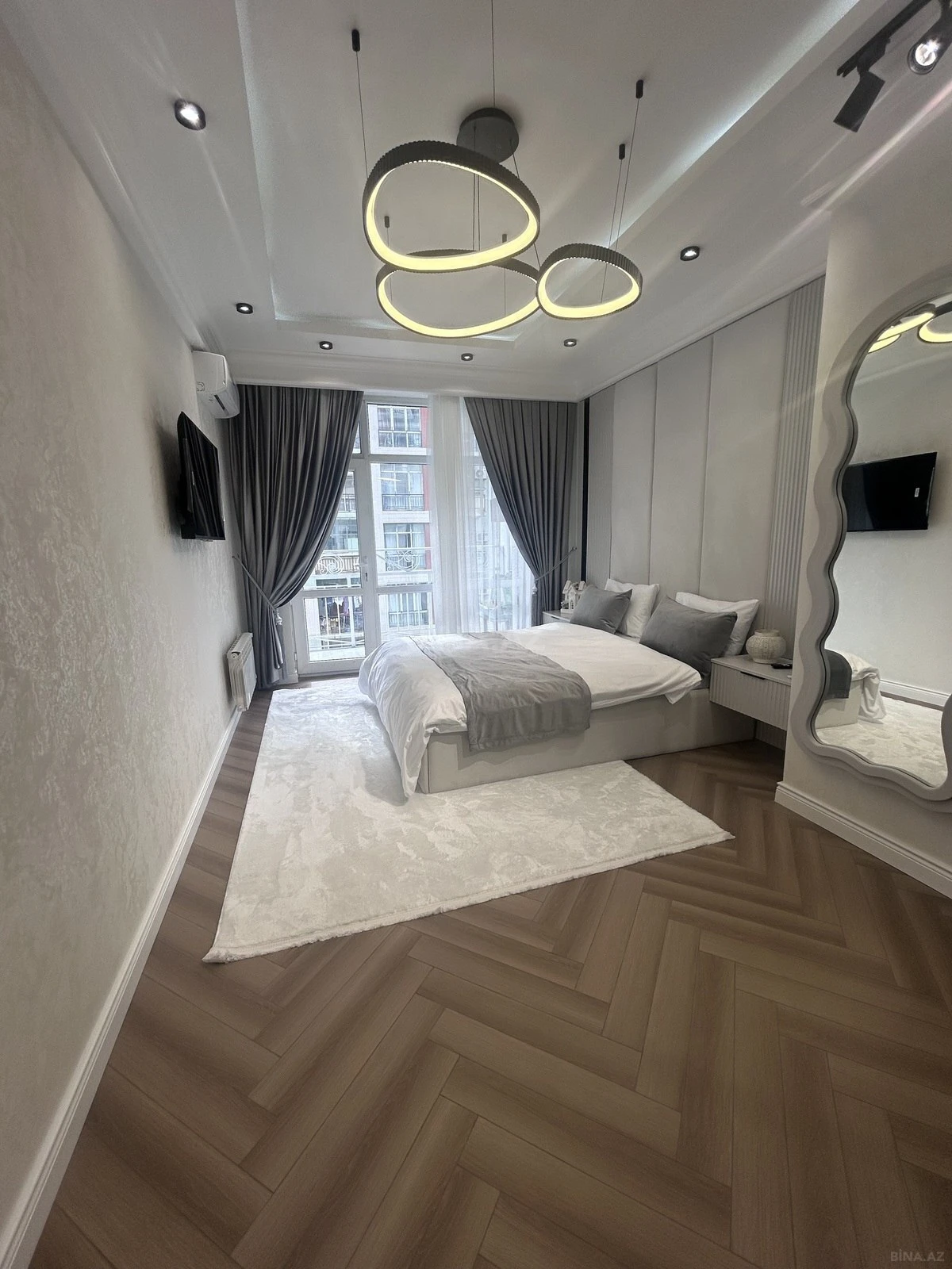 Satılır 3 otaqlı mənzil 100 m²