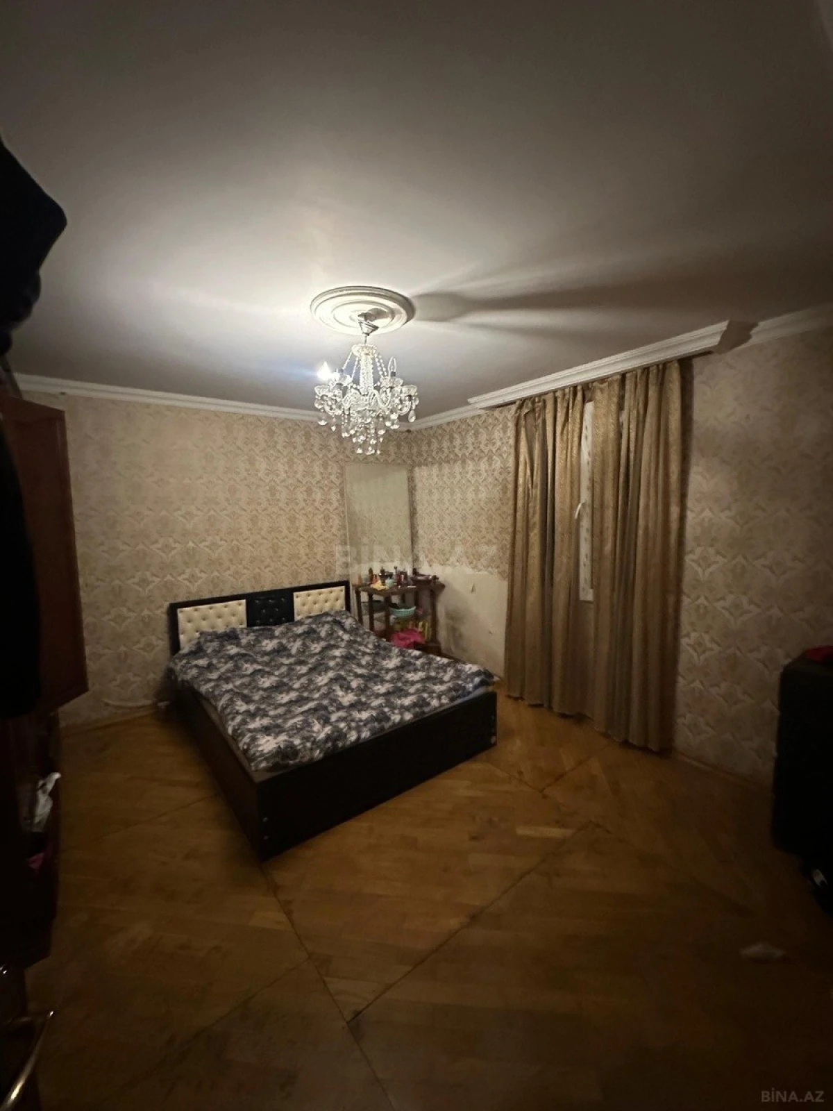 Satılır 5 otaqlı həyət evi 160 m²