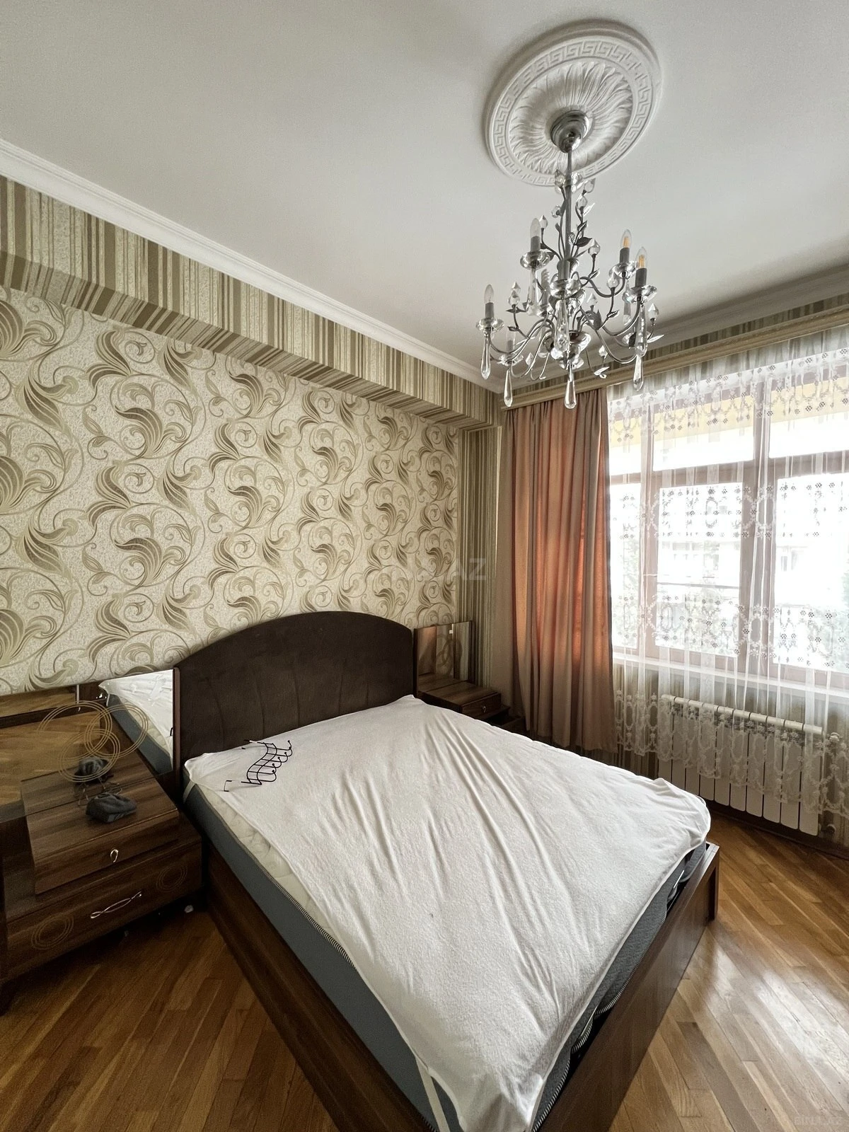 Satılır 2 otaqlı mənzil 100 m²