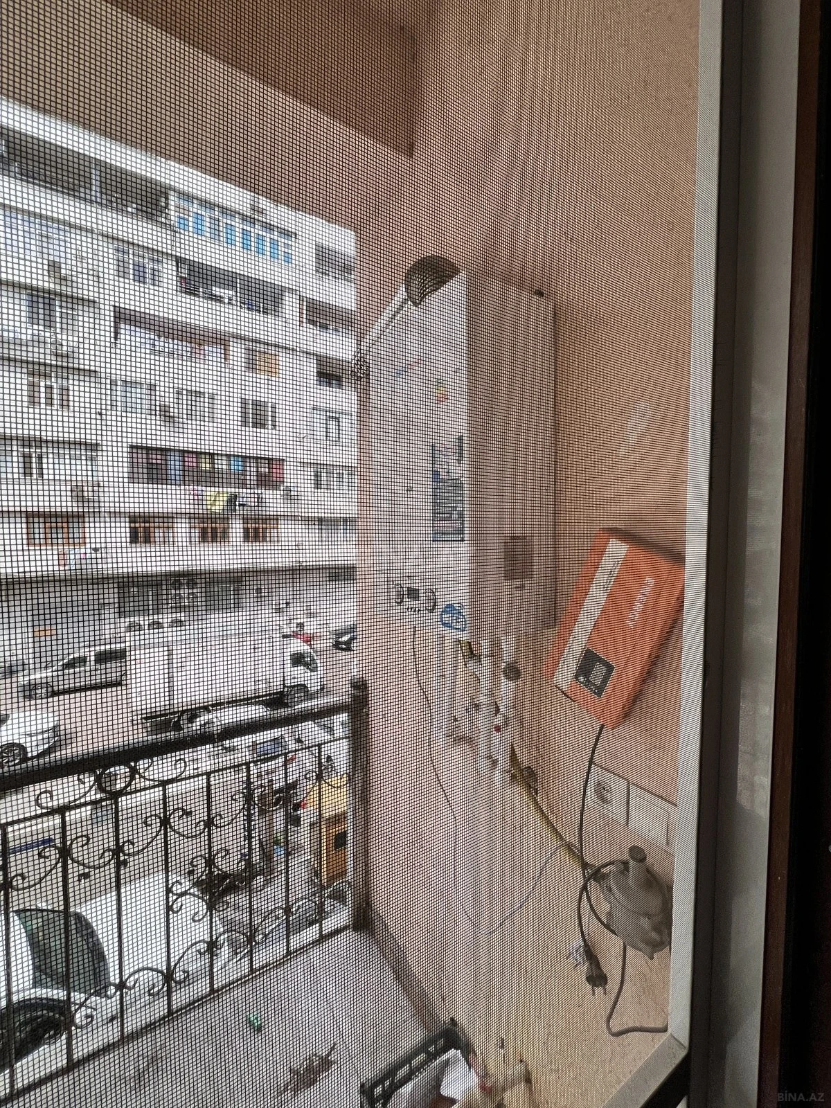 Satılır 2 otaqlı mənzil 100 m²