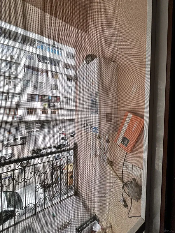 Satılır 2 otaqlı mənzil 100 m²