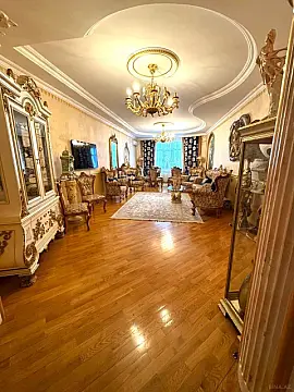 Satılır 4 otaqlı mənzil 186 m² — Bakı 4 otaq 186.00 m²