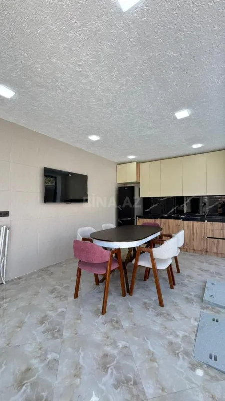 Satılır 4 otaqlı həyət evi 170 m²