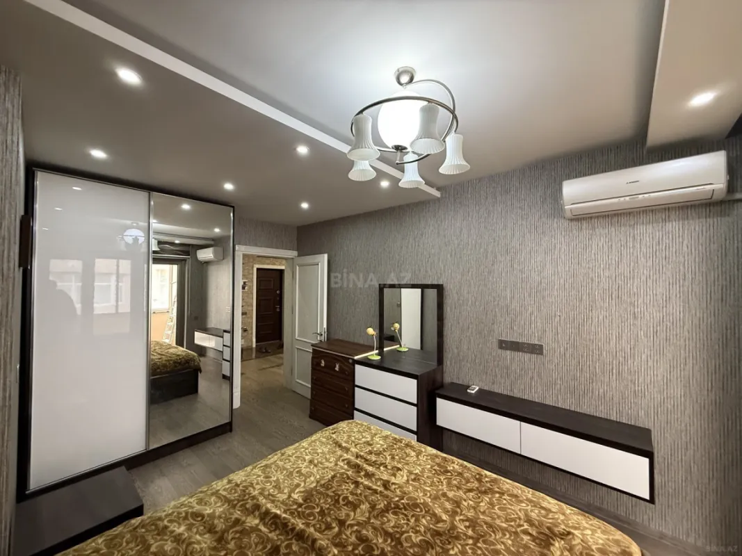 Kirayə verilir 2 otaqlı mənzil 68 m²