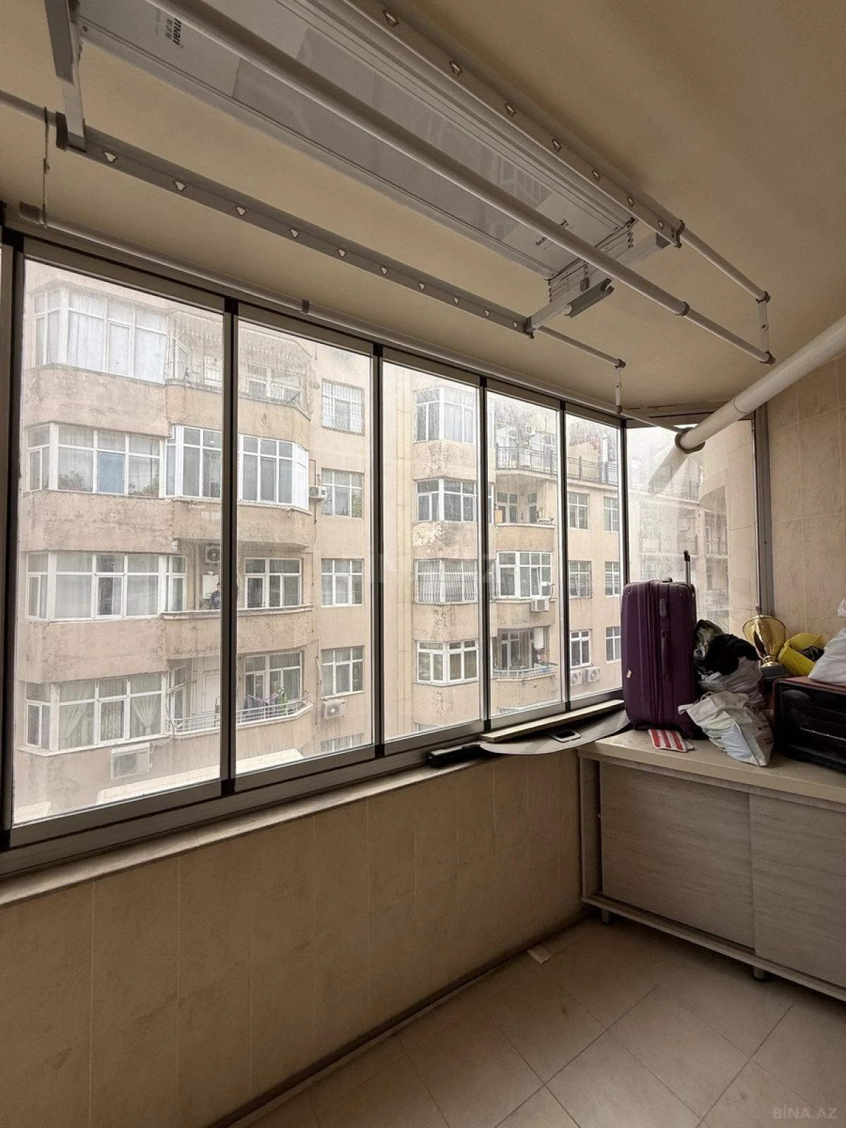 Kirayə verilir 2 otaqlı mənzil 68 m²
