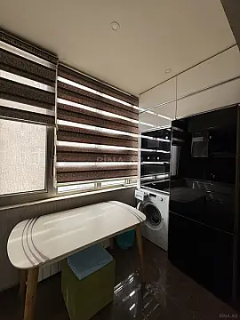 Kirayə verilir 2 otaqlı mənzil 68 m²