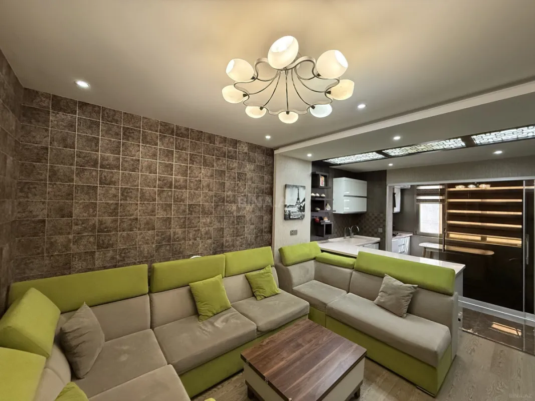 Kirayə verilir 2 otaqlı mənzil 68 m²