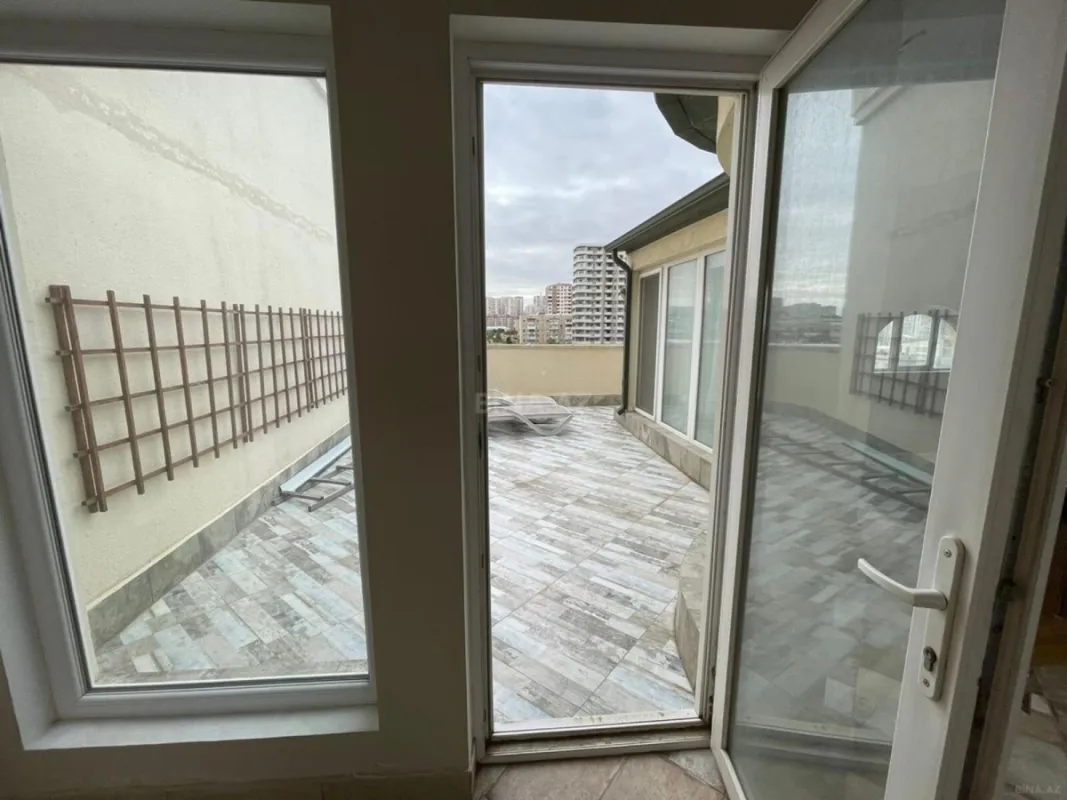 Kirayə verilir 3 otaqlı mənzil 400 m²