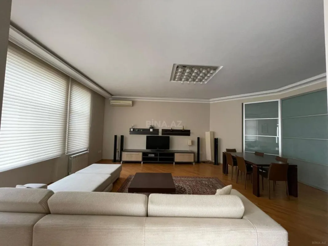 Kirayə verilir 3 otaqlı mənzil 400 m²