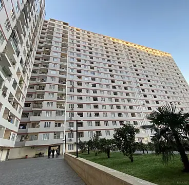 Satılır 2 otaqlı mənzil 92 m²