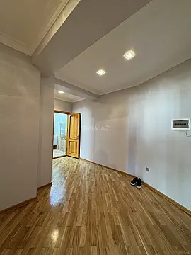 Satılır 2 otaqlı mənzil 92 m²