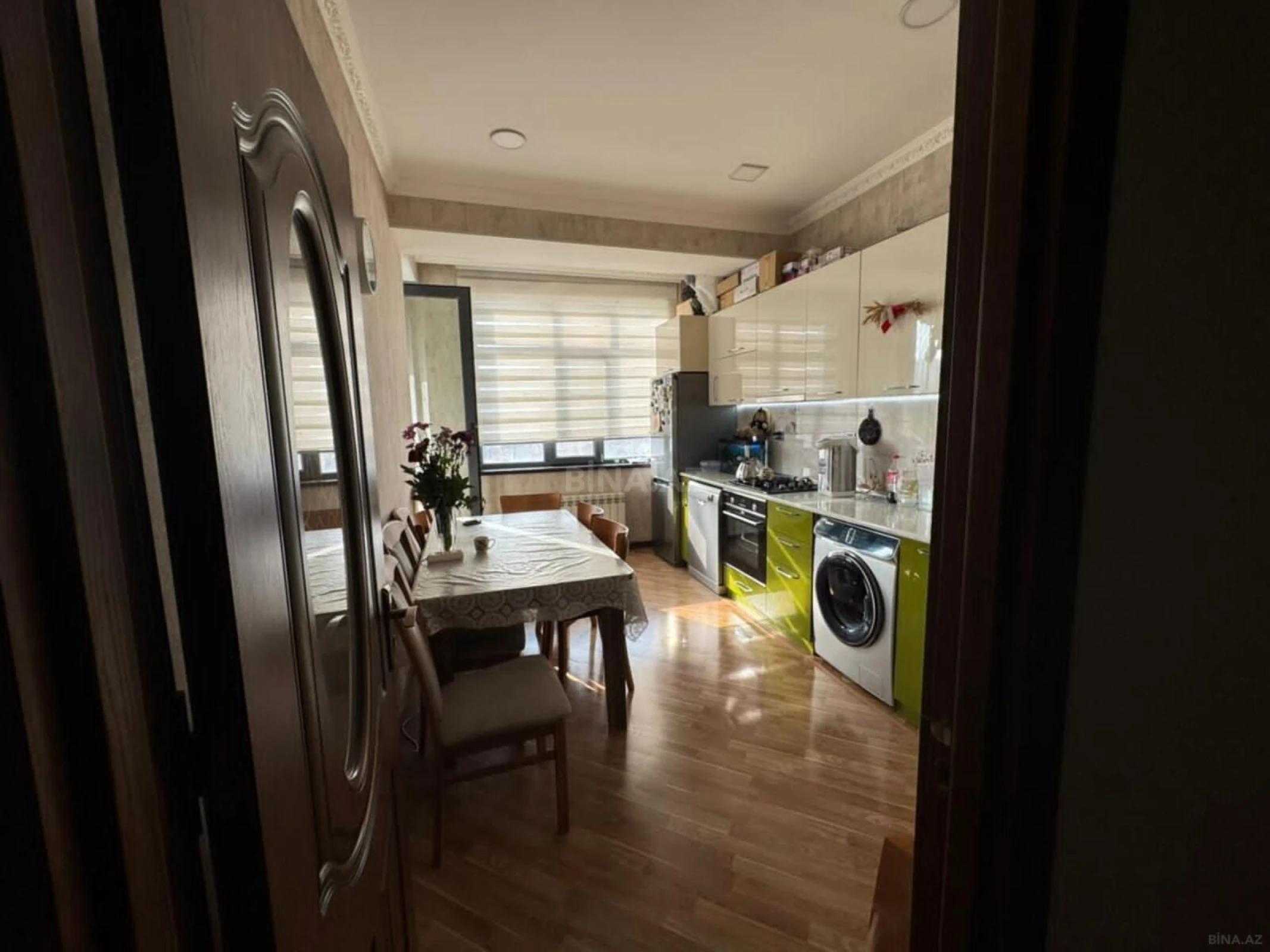 Satılır 2 otaqlı mənzil 70 m²