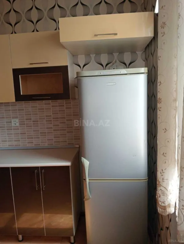 Kirayə verilir 2 otaqlı mənzil 80 m²
