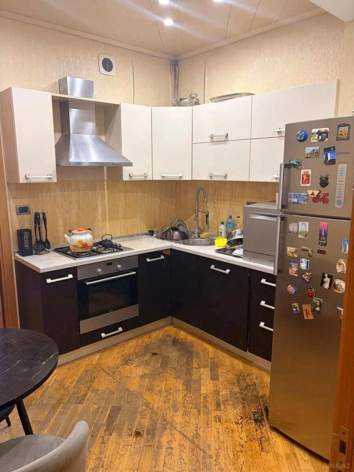 Kirayə verilir 2 otaqlı mənzil 80 m²