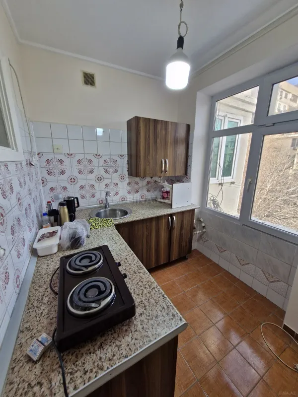 Satılır 1 otaqlı mənzil 40 m²