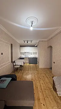 Satılır 2 otaqlı mənzil 50 m²