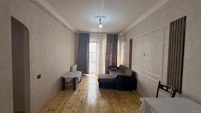 Satılır 2 otaqlı mənzil 50 m²