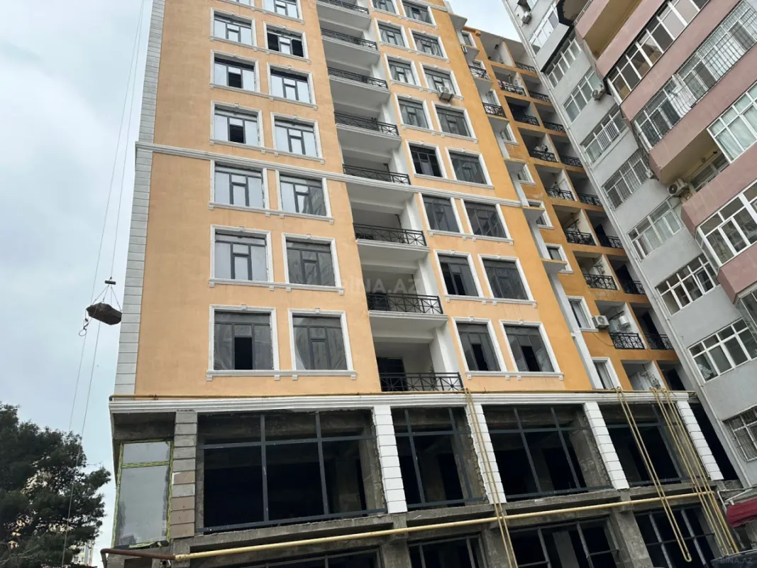 Satılır 2 otaqlı mənzil 86 m²