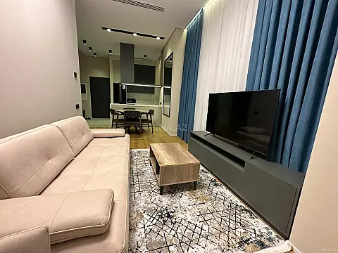 Kirayə verilir 2 otaqlı mənzil 75 m²