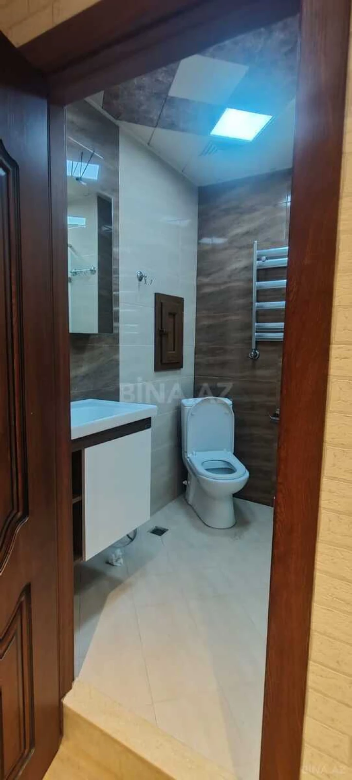 Satılır 2 otaqlı mənzil 64 m²