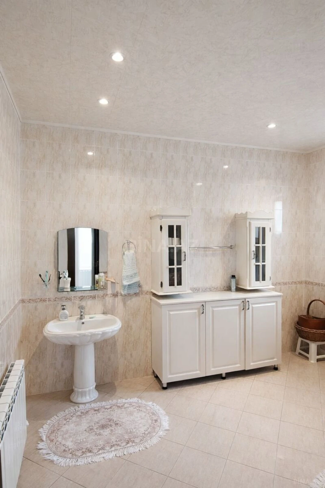 Satılır 4 otaqlı həyət evi 200 m²