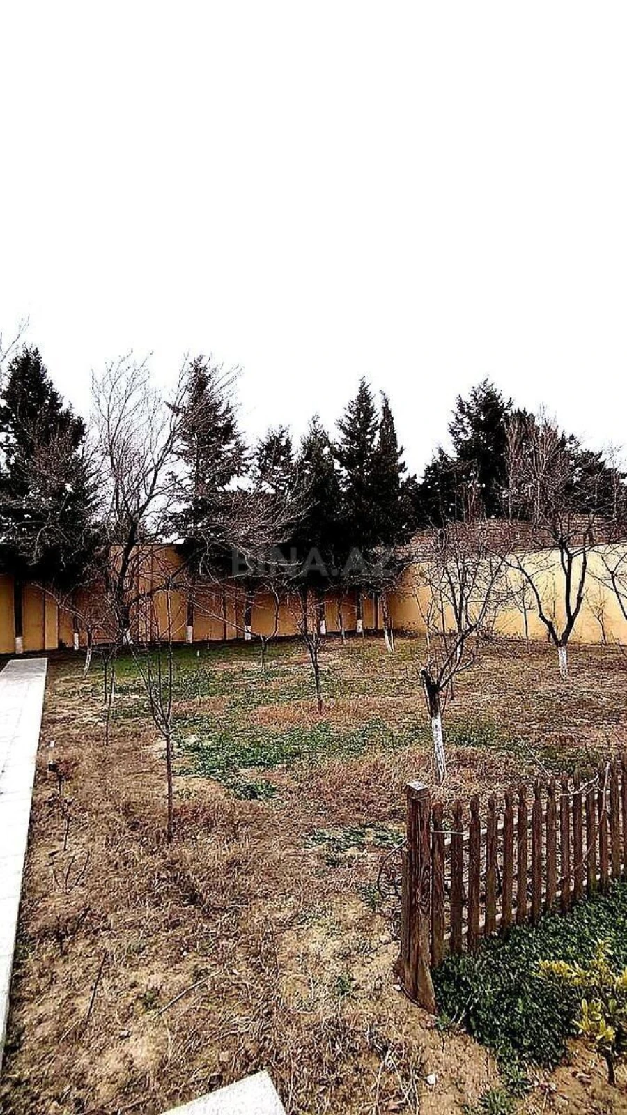Satılır 4 otaqlı həyət evi 200 m²