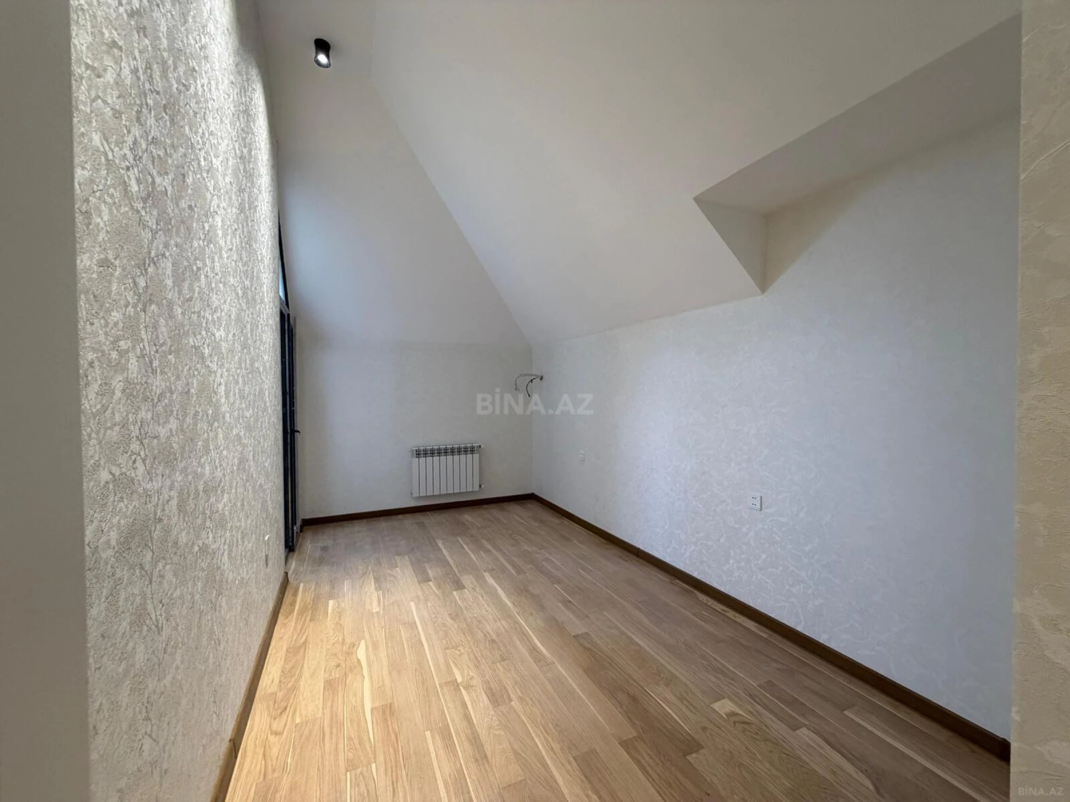 Satılır 2 otaqlı mənzil 53 m²